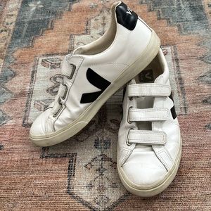 Veja Recife velcro sneakers size 39